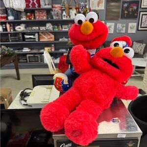 Red Elmo Plush Toy Set